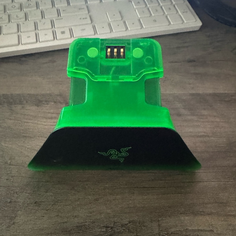 Xbox Razer Controller - Picture 3 of 4
